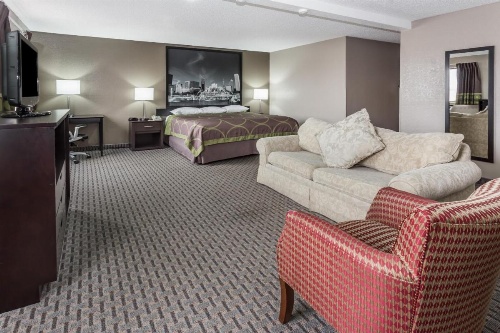 Super 8 by Wyndham Mundelein/Libertyville Area image 13