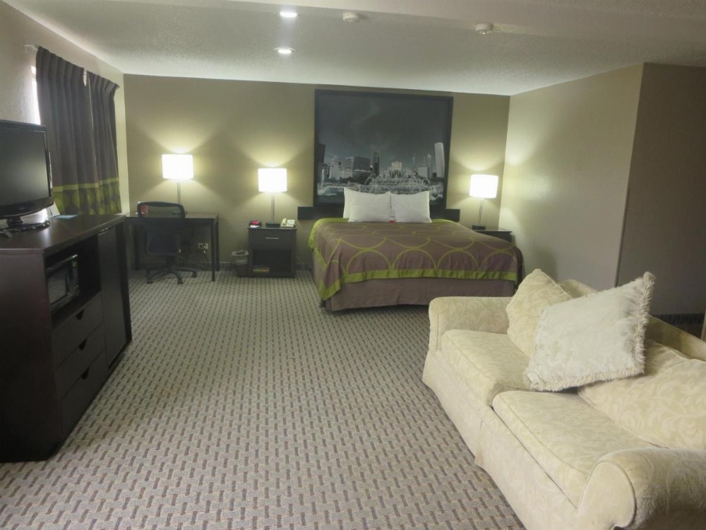Super 8 by Wyndham Mundelein/Libertyville Area Image 16