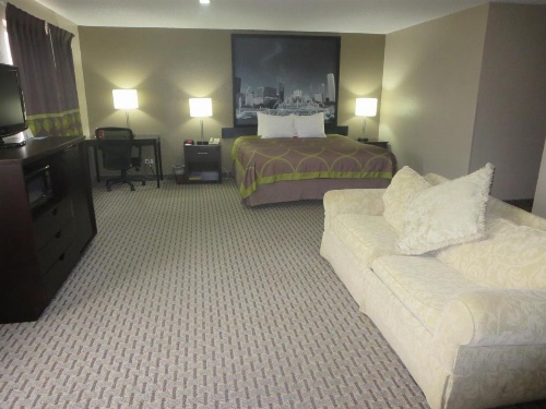 Super 8 by Wyndham Mundelein/Libertyville Area image 17