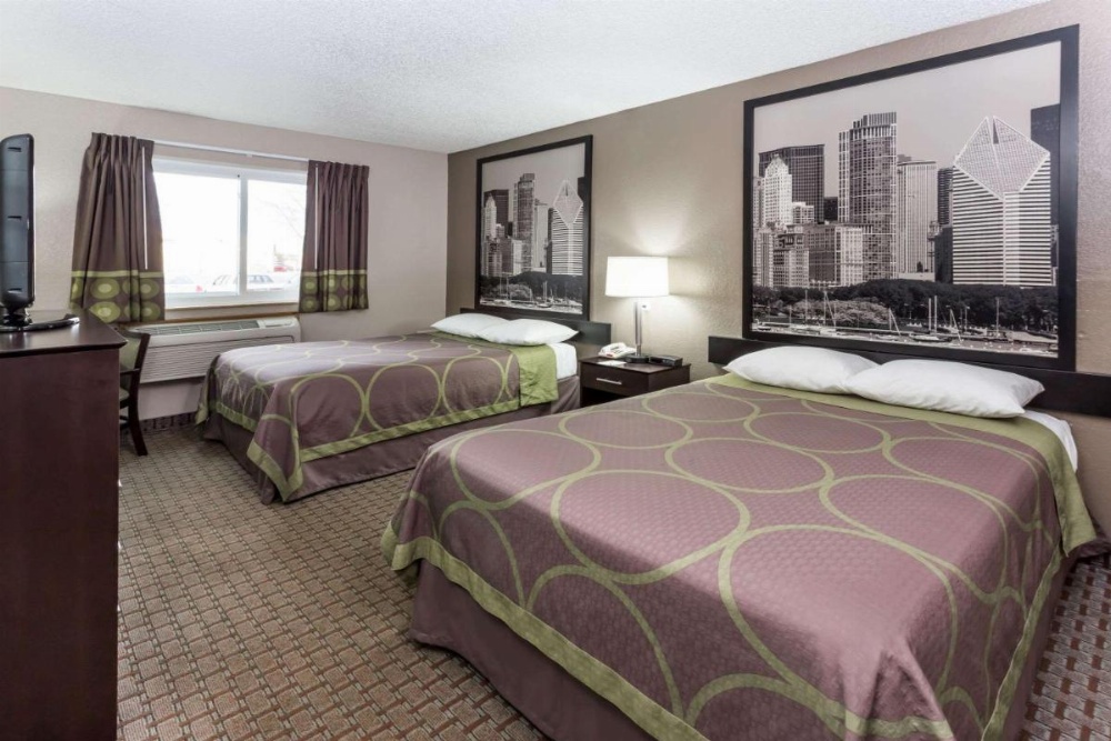 Super 8 by Wyndham Mundelein/Libertyville Area Image 30