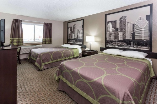 Super 8 by Wyndham Mundelein/Libertyville Area image 30